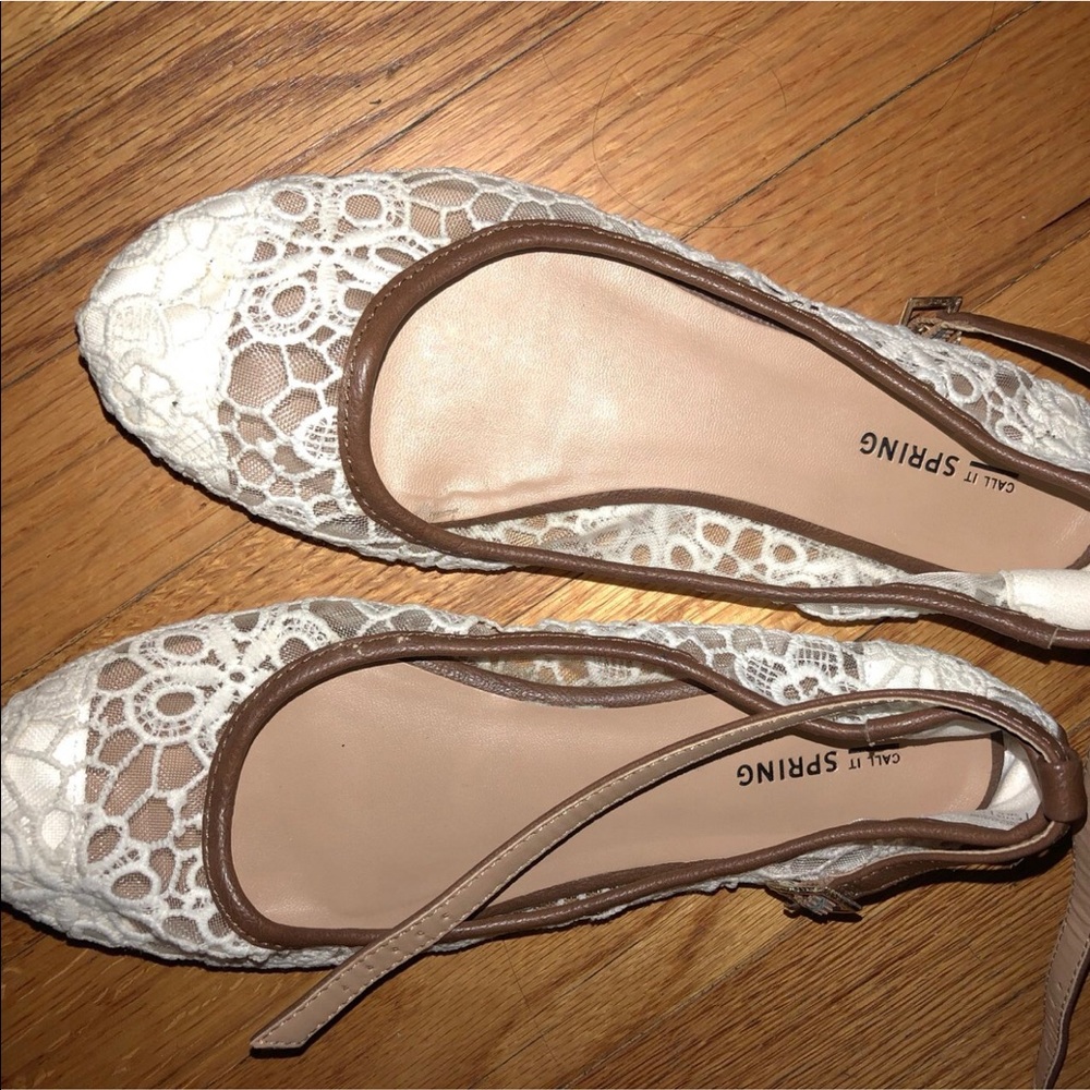 White lace flats